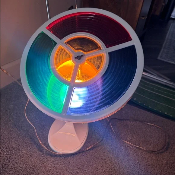 Vintage Christmas color wheel! - Picture 2 of 6